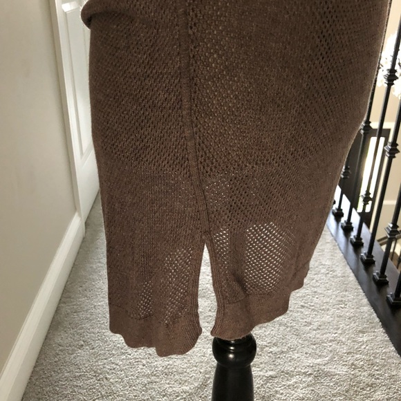 Express sweater - Picture 3 of 4